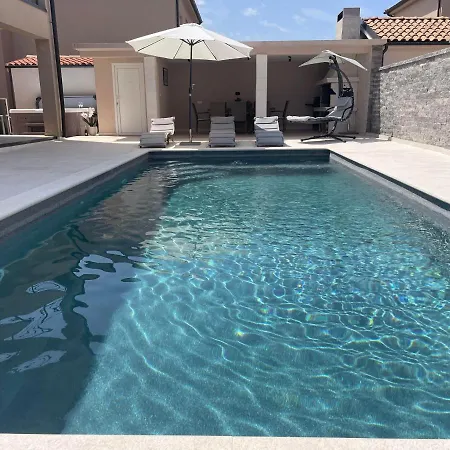 Maslina * ボドニャン