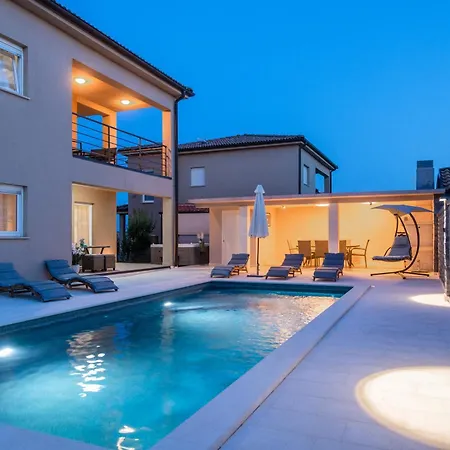 Maslina ヴィラ ボドニャン